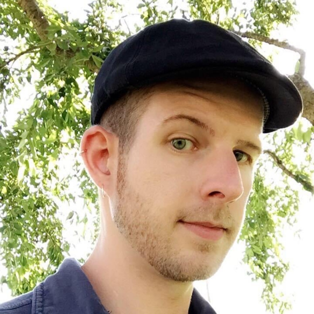 Meet your Posher, Adam